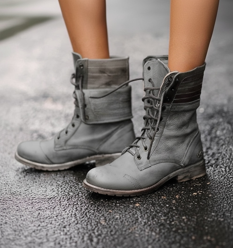 Rowena | Women’s Vintage Lace-Up Boots
