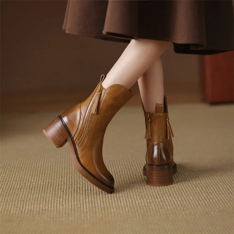 Lysaro Ankle Boots